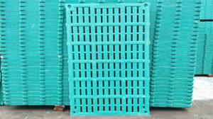廣建復(fù)合漏糞板質(zhì)量穩(wěn)定，經(jīng)久耐用，值得信賴(lài)！